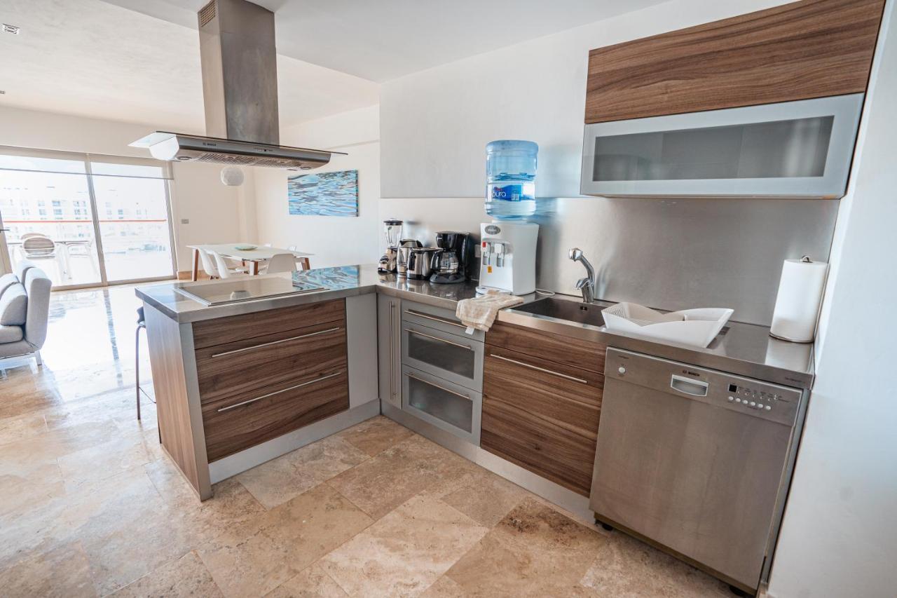 La Amada Condo With Marina View Канкун Экстерьер фото