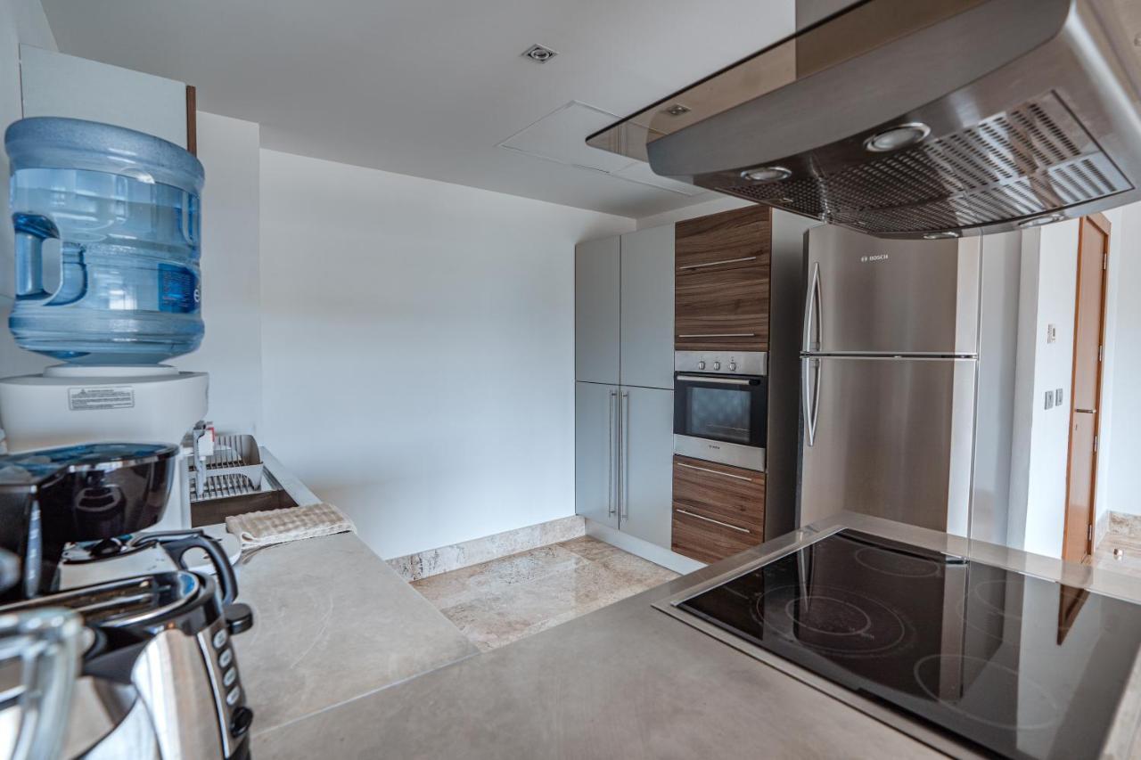 La Amada Condo With Marina View Канкун Экстерьер фото