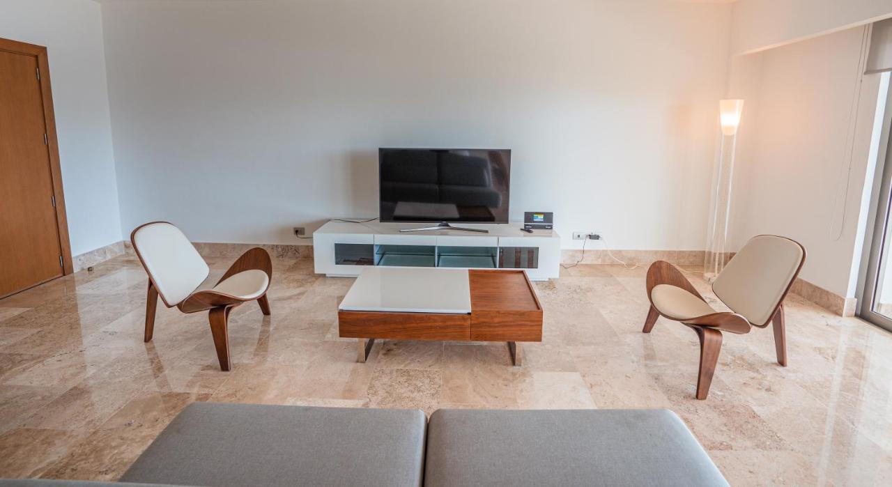 La Amada Condo With Marina View Канкун Экстерьер фото
