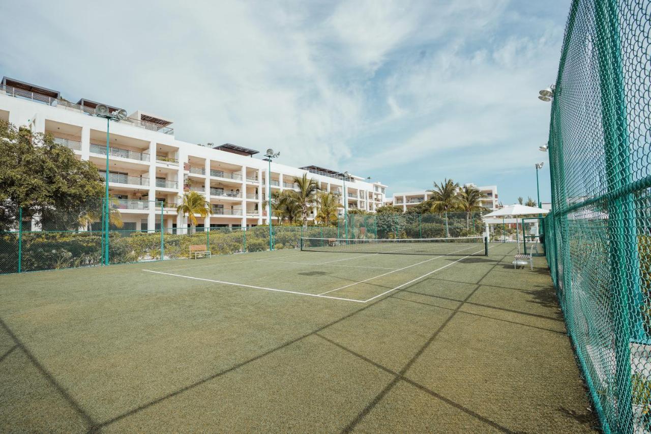 La Amada Condo With Marina View Канкун Экстерьер фото